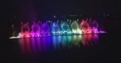 山东音乐喷泉设计-烟台龙山湖大型音乐喷泉